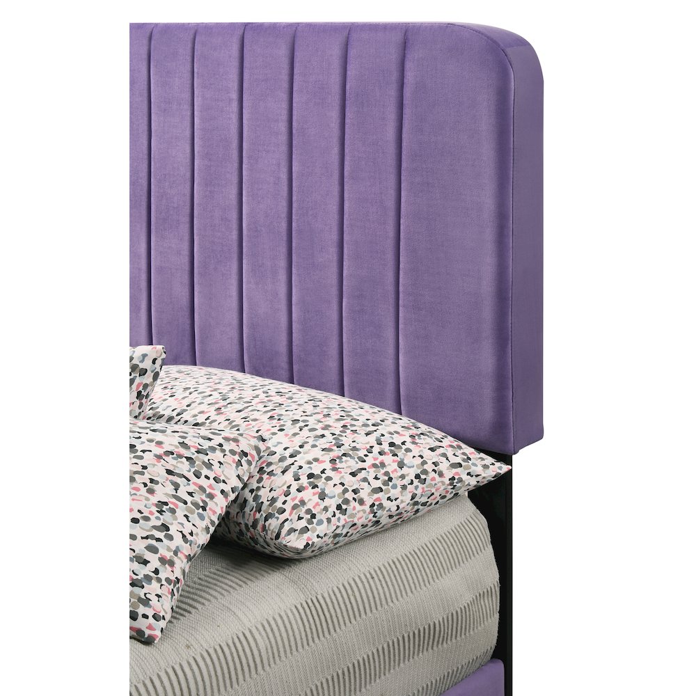 Glory Furniture Lodi Twin Bed in Purple Color. Picture 4