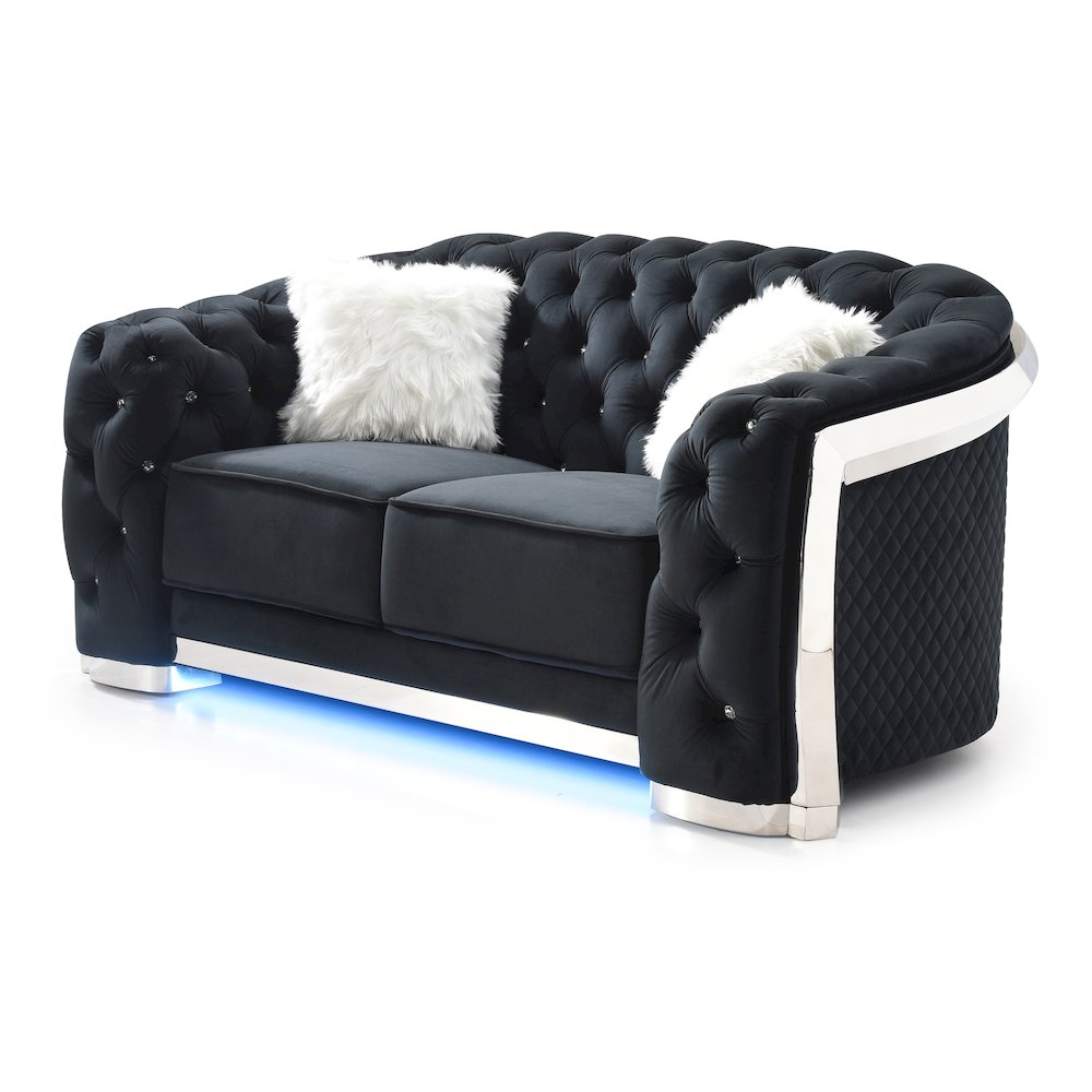 Glory Furniture Sapphire Loveseat in Black Color. Picture 1
