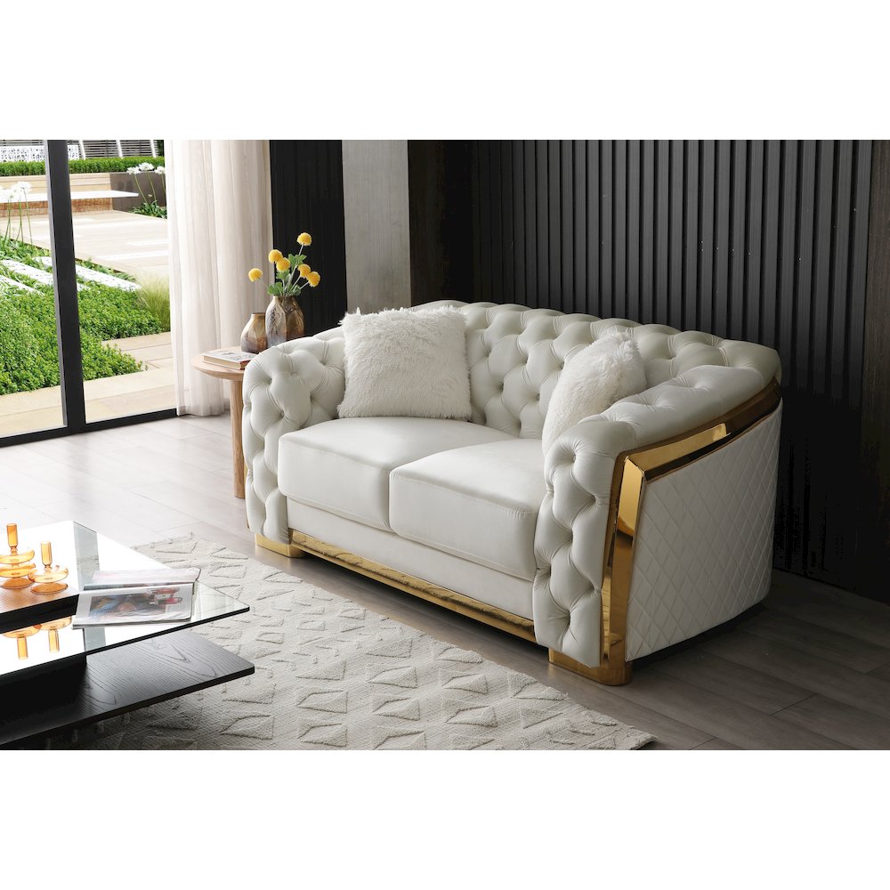 Glory Furniture Lexi Loveseat in Ivory Color. Picture 8