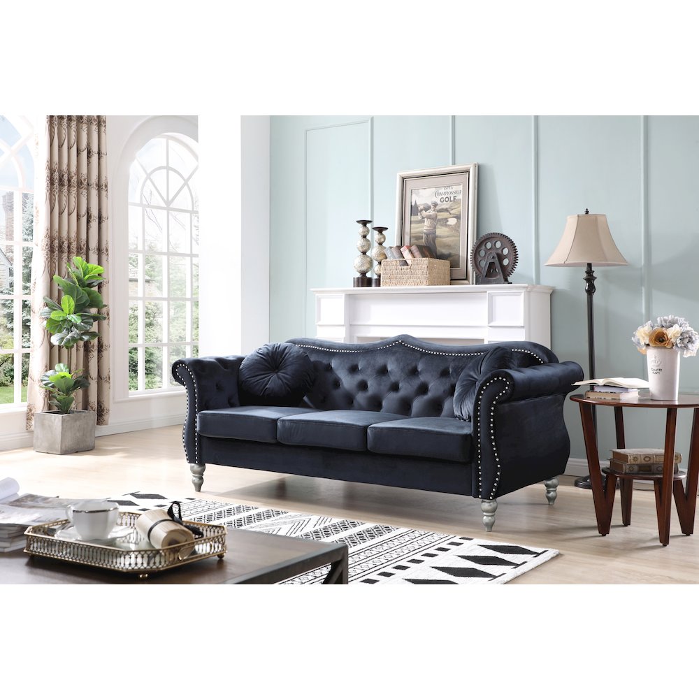 Glory Furniture Hollywood Sofa in Black Color. Picture 5