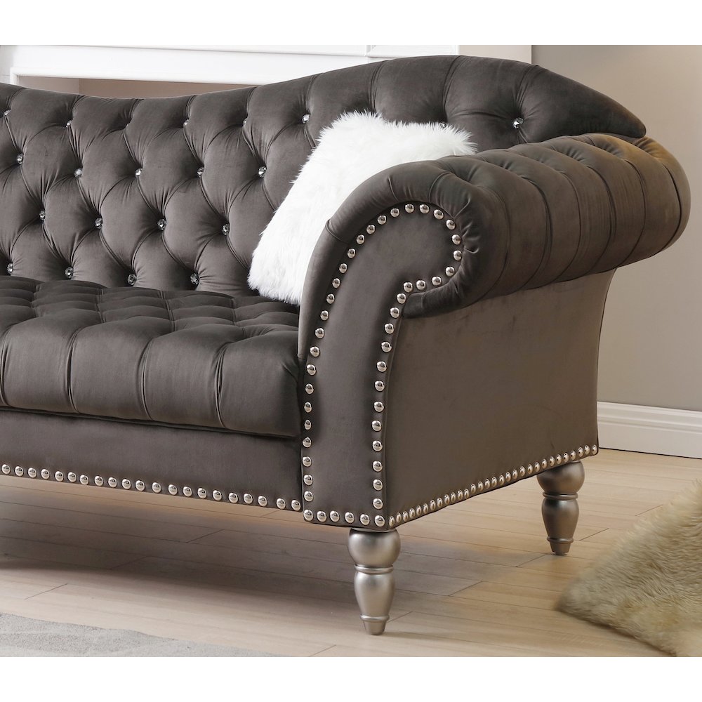 Glory Furniture Wilshire Sofa in Gray Color. Picture 5