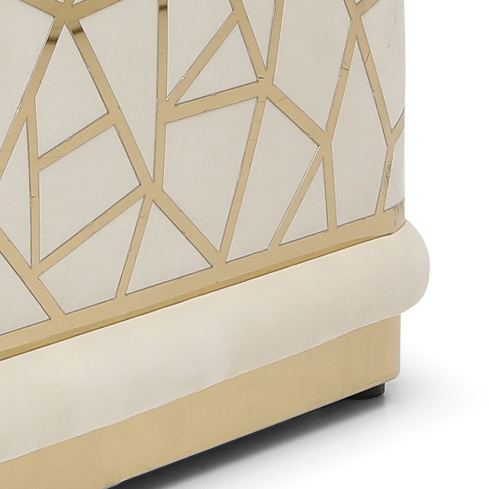 Glory Furniture Talia Sofa in Ivory Color. Picture 6