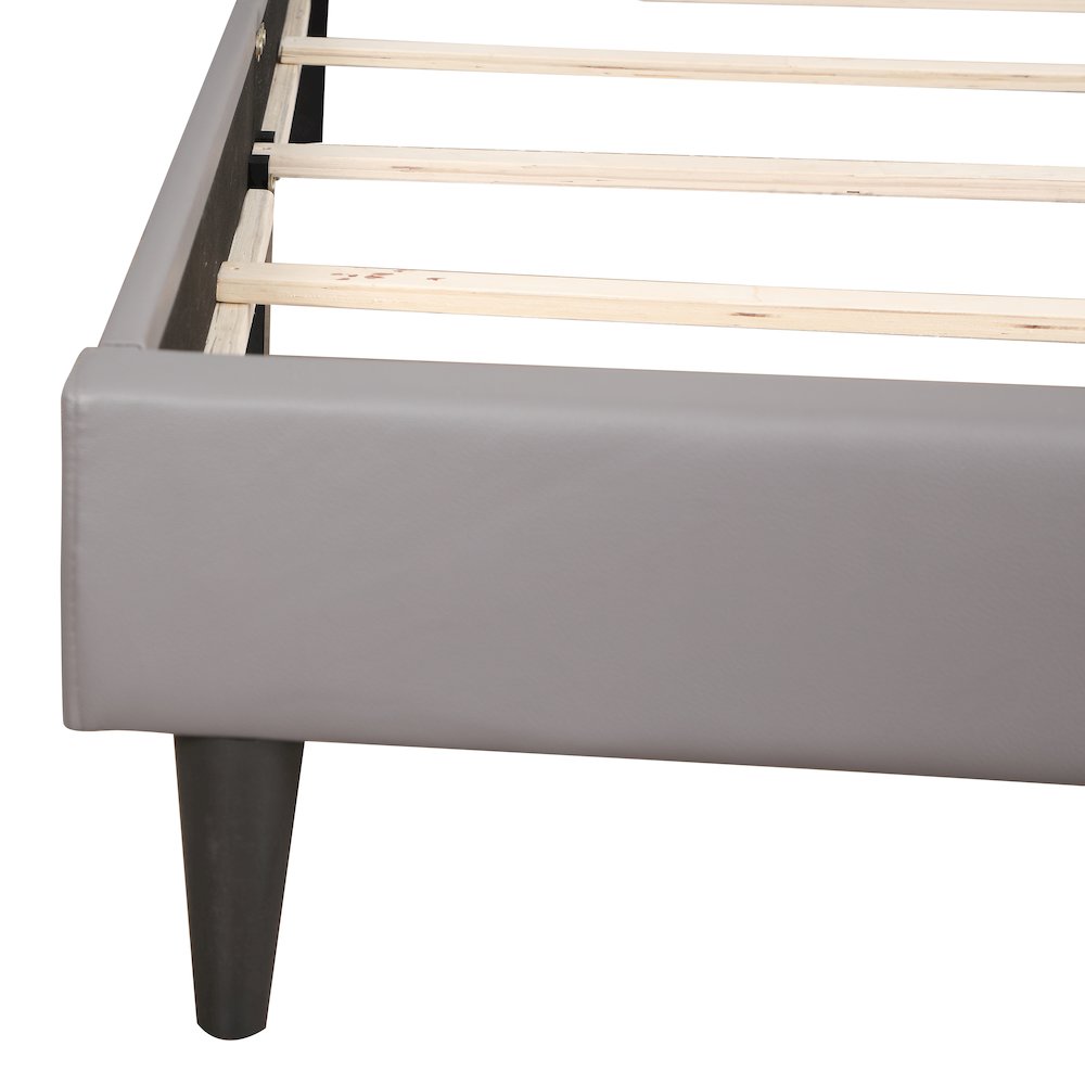 Glory Furniture Deb Twin Bed in Light Grey Color. Picture 6