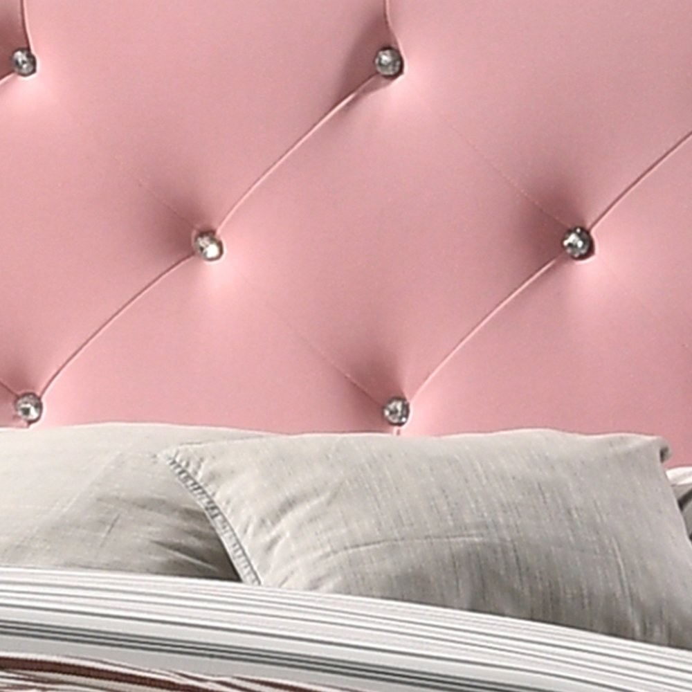 Glory Furniture Deb Full Bed in White Color. Picture 4