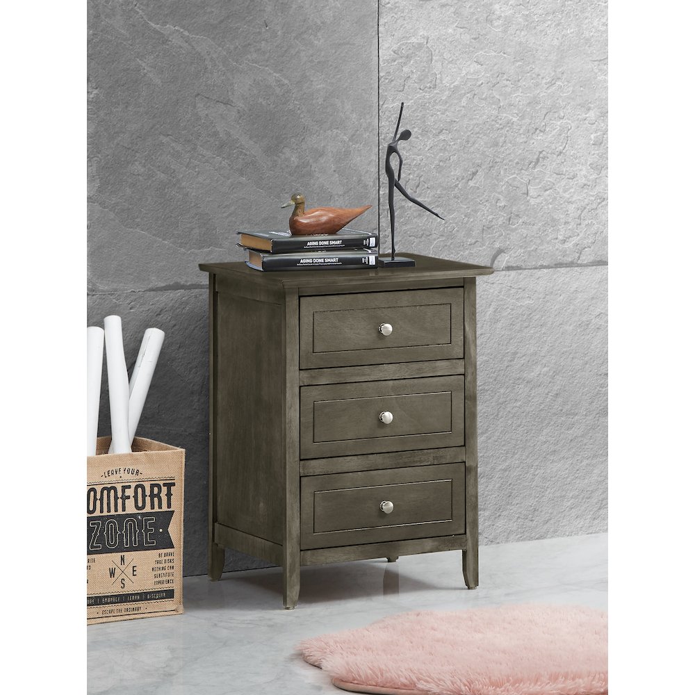 Glory Furniture Daniel Nightstand in Gray Color. Picture 7