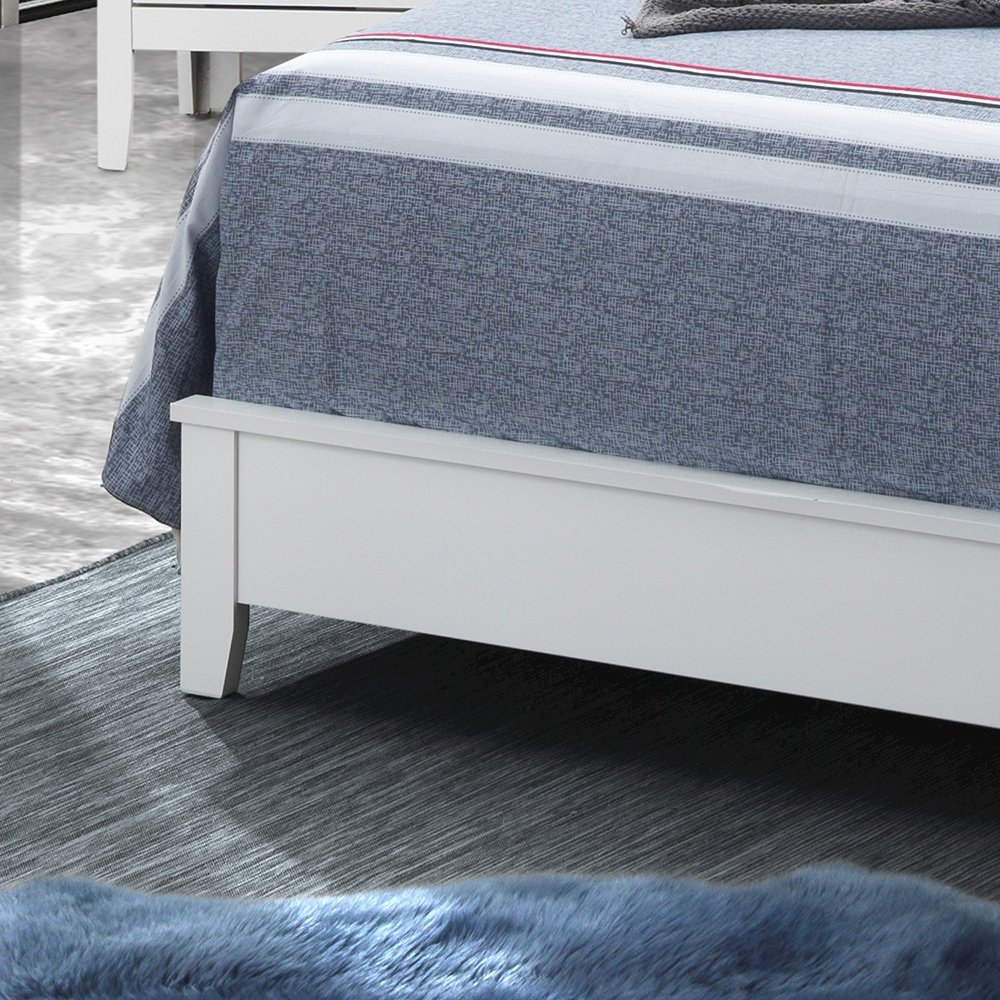 Glory Furniture Primo Queen Bed in White Color. Picture 3