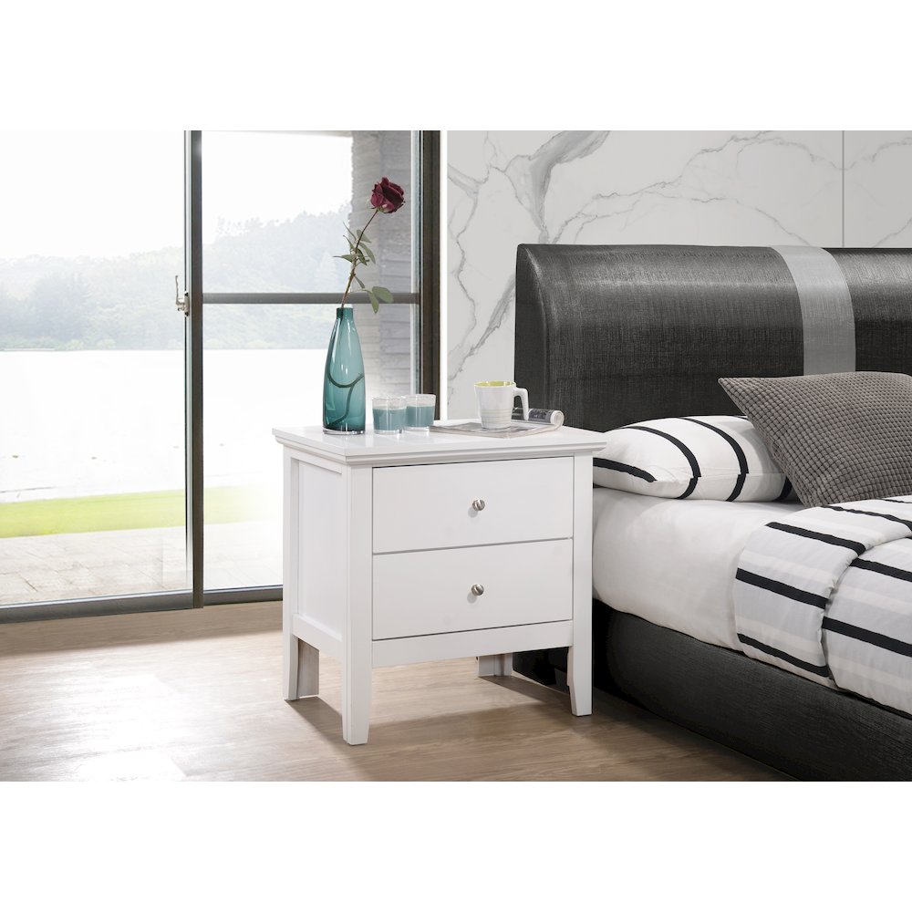 Glory Furniture Primo Nightstand in White Color. Picture 5