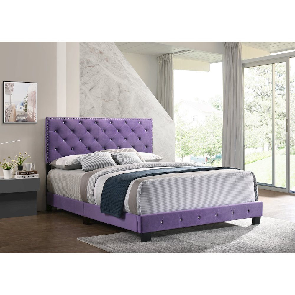 Glory Furniture Suffolk Queen Bed in Purple Color. Picture 6