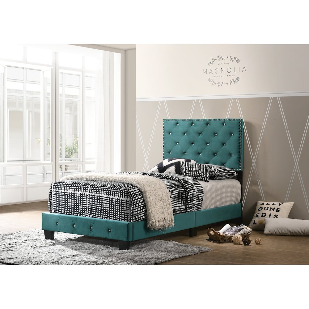 Glory Furniture Suffolk Twin Bed in Green Color. Picture 6