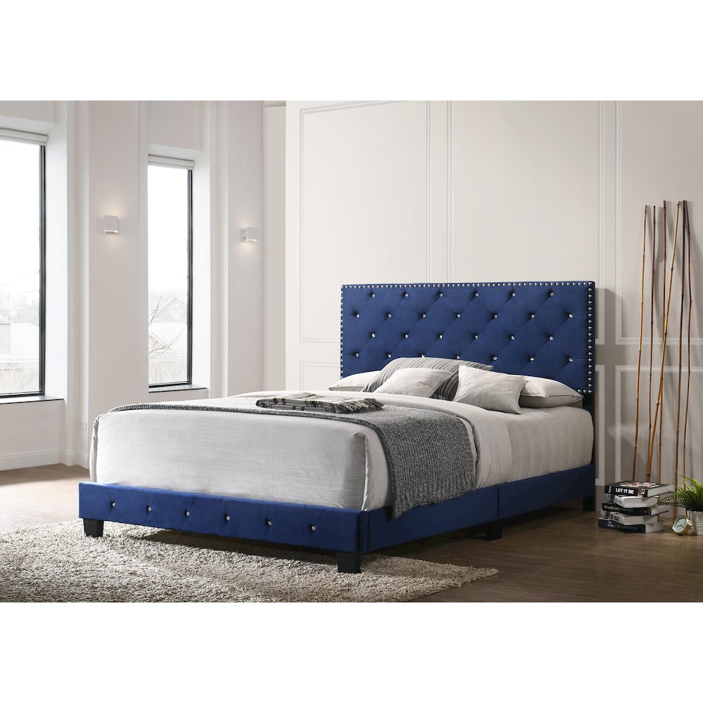 Glory Furniture Suffolk Queen Bed in Navy Blue Color. Picture 6