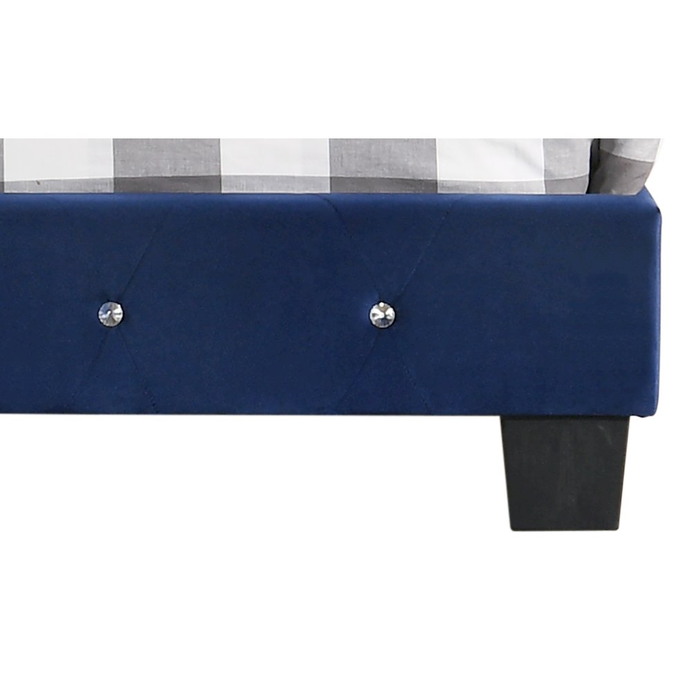 Glory Furniture Suffolk Queen Bed in Navy Blue Color. Picture 5