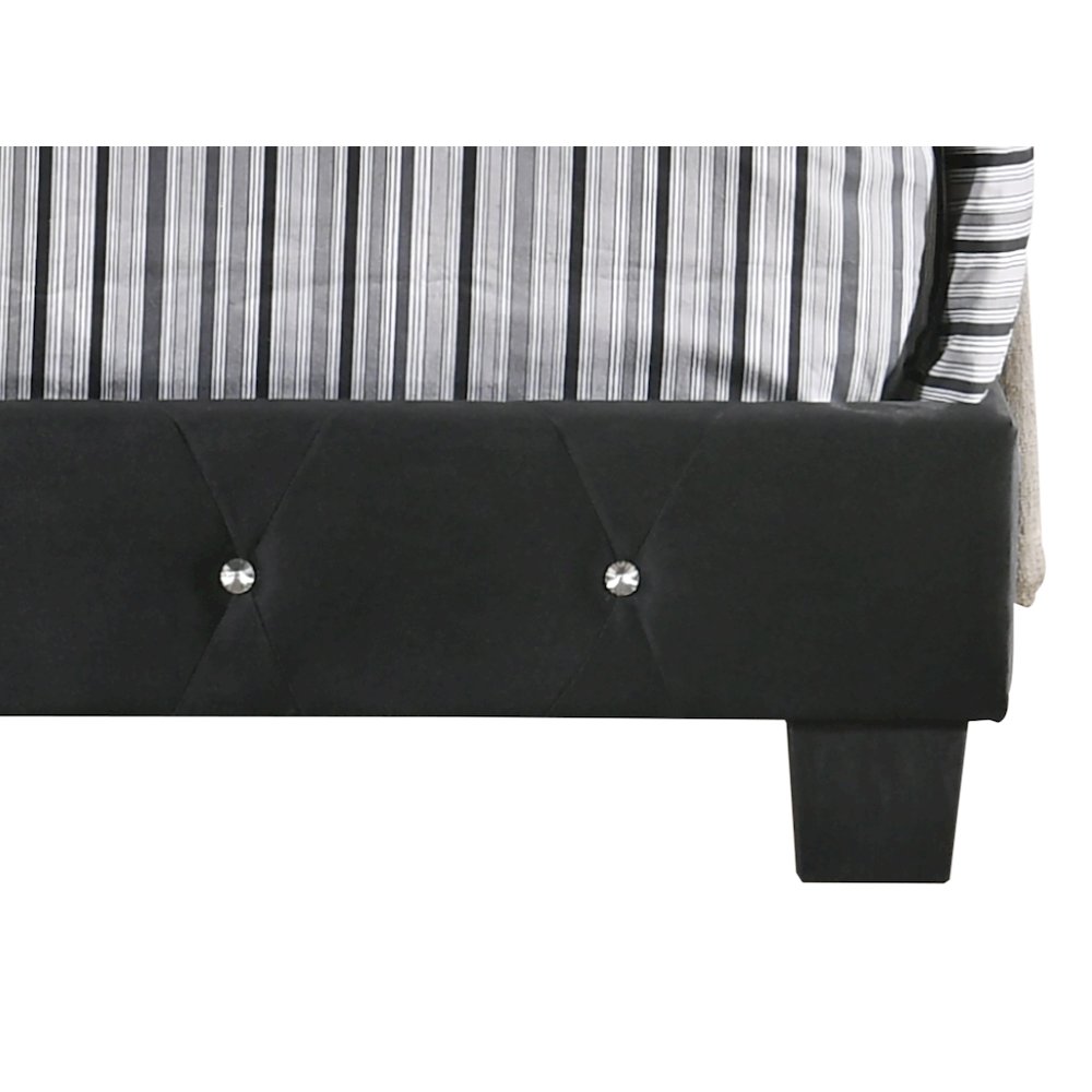Glory Furniture Suffolk Twin Bed in Black Color. Picture 5