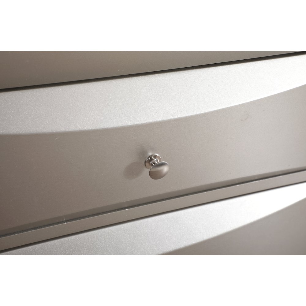 Glory Furniture Marilla Dresser in Champagne Color. Picture 6