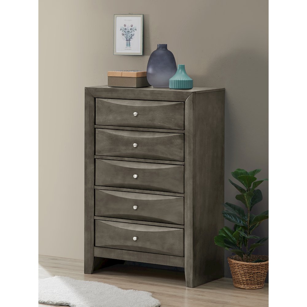 Glory Furniture Marilla Chest in Gray Color. Picture 7