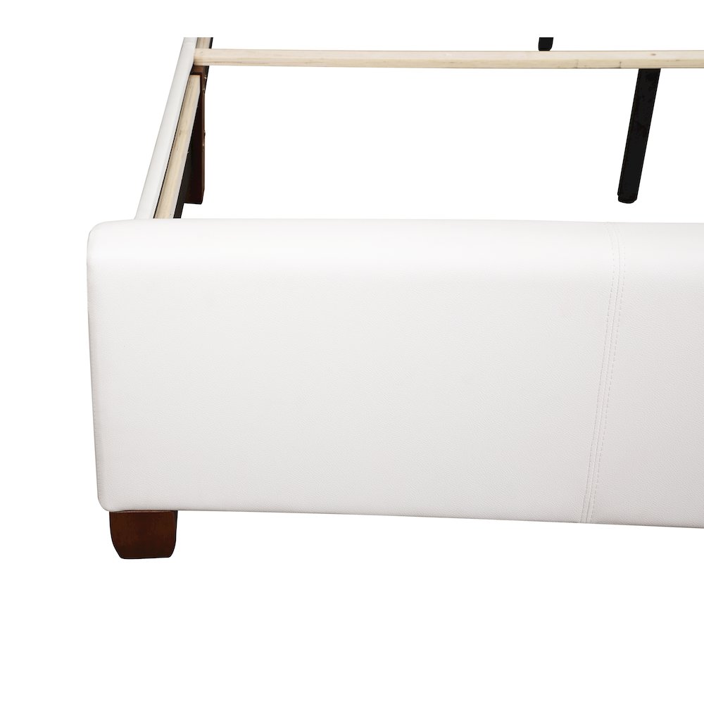 Glory Furniture Marilla Queen Bed in White Color. Picture 6