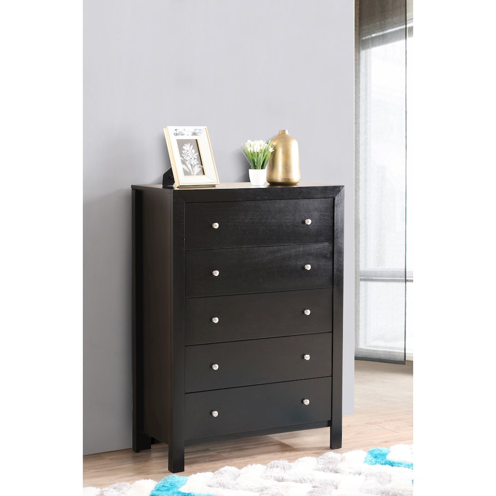 Glory Furniture Burlington Chest in Black Color. Picture 7