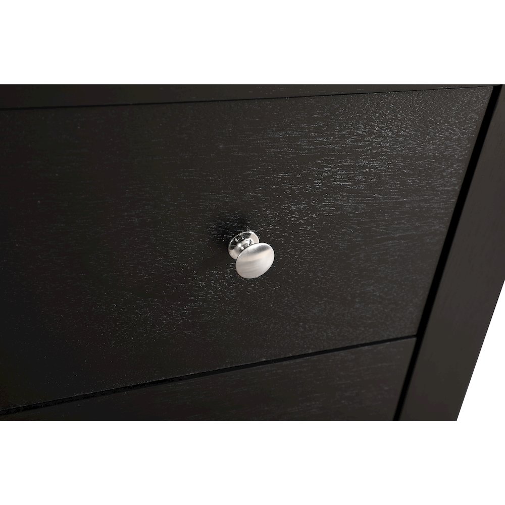 Glory Furniture Burlington Media Chest in Black Color. Picture 6