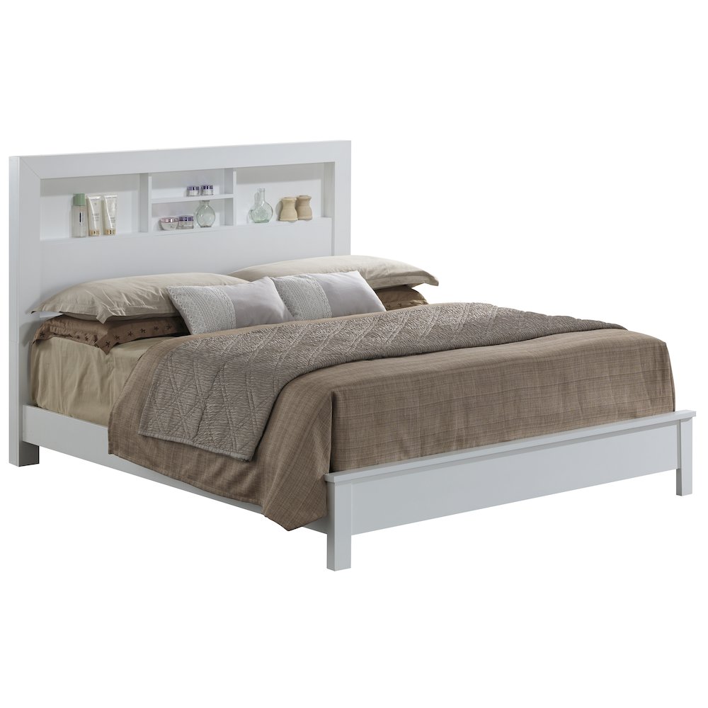 Glory Furniture Burlington Queen Bed in White Color. Picture 1