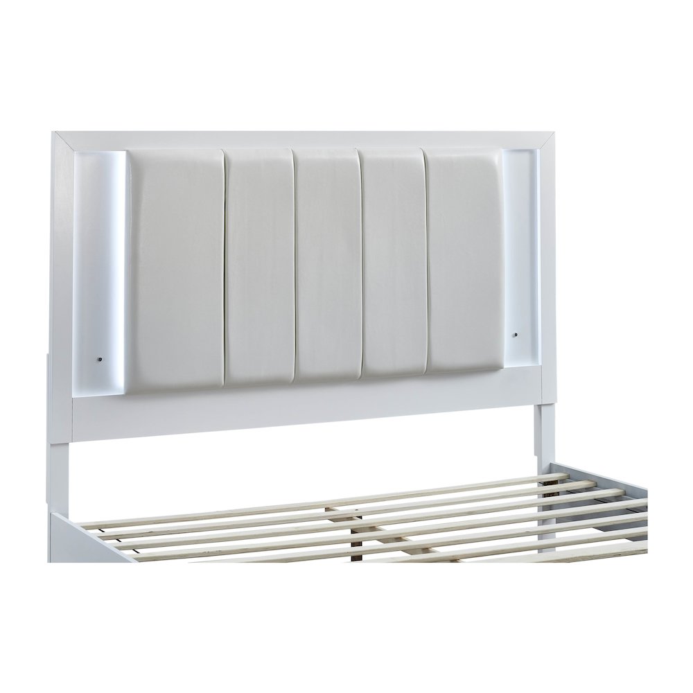 Glory Furniture Burlington King Bed, White Color. Picture 6