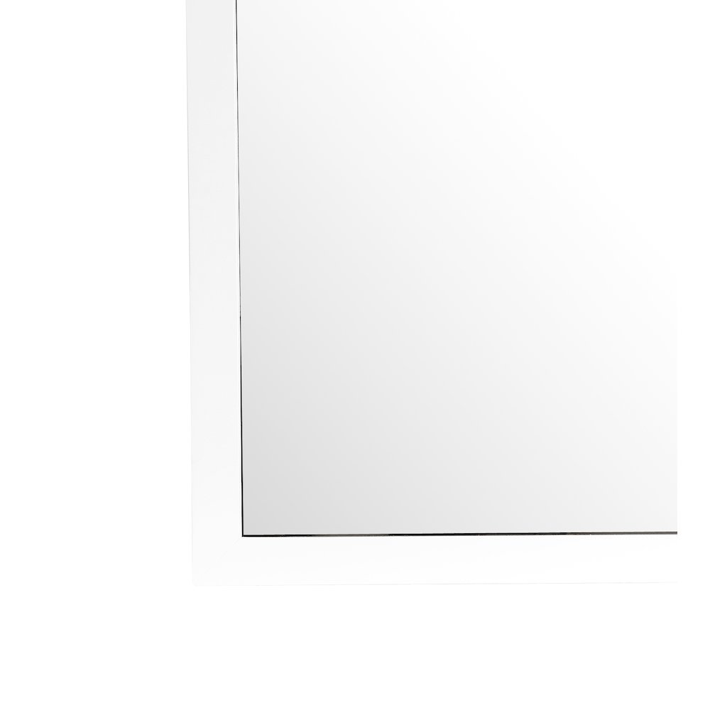 Glory Furniture Burlington Mirror in White Color. Picture 3