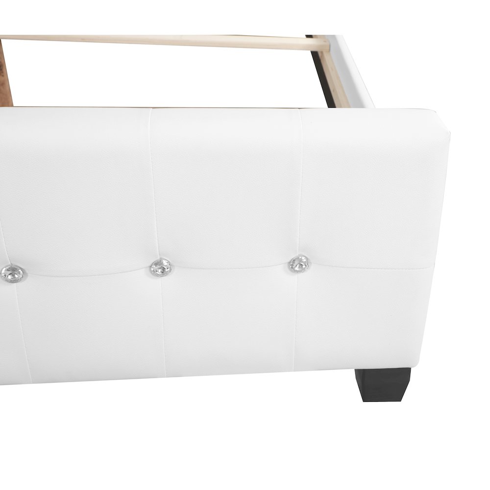 Glory Furniture Diamond Queen Bed in White Color. Picture 5