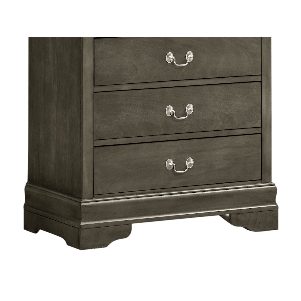 Glory Furniture Louis Phillipe Chest in Gray Color. Picture 6