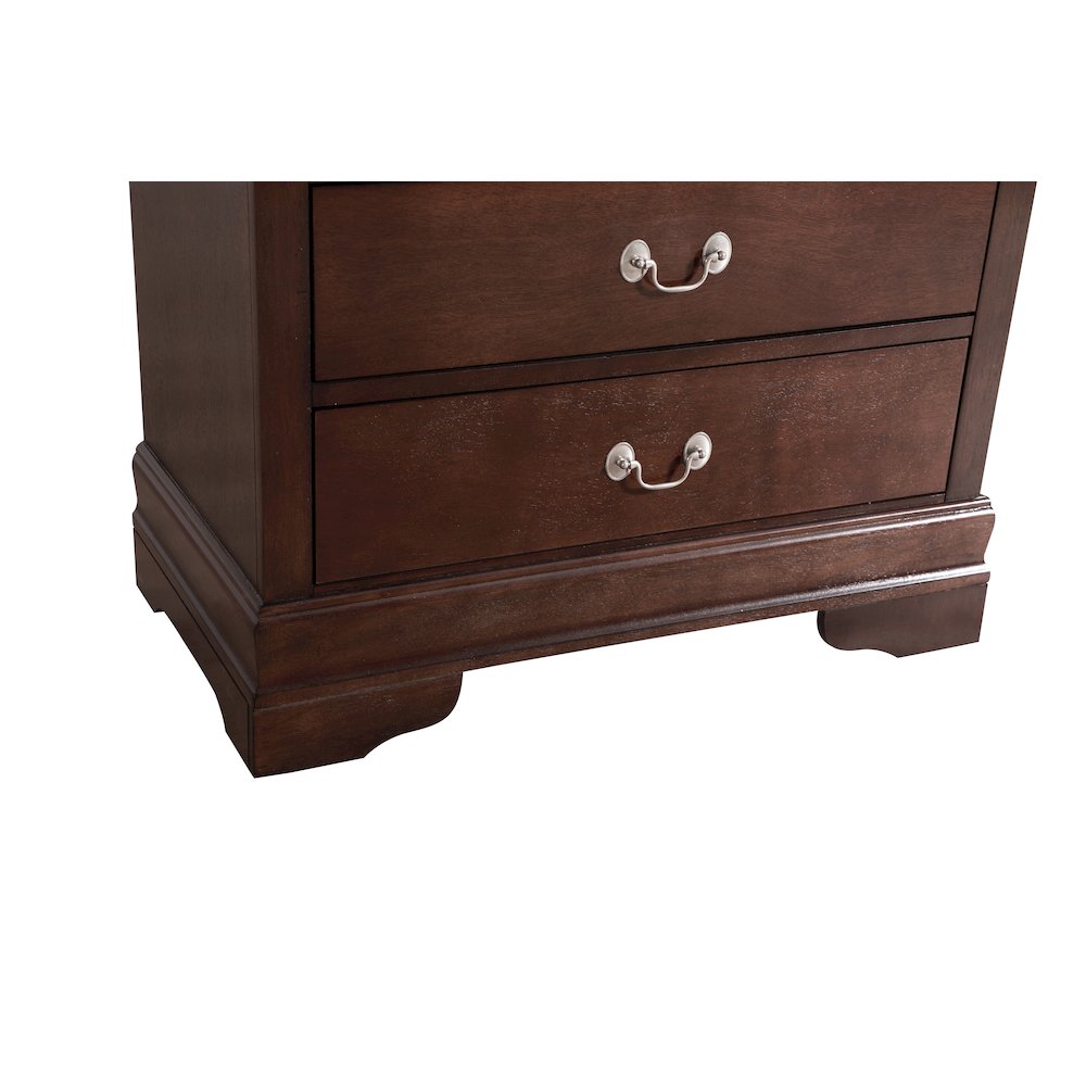 Glory Furniture Louis Phillipe Chest in Cappuccino Color. Picture 6