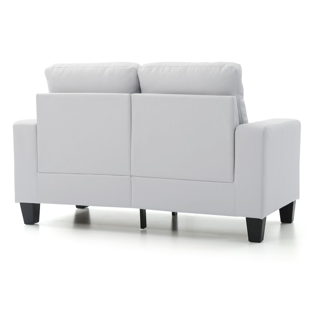 Glory Furniture Newbury Loveseat in White Color. Picture 4