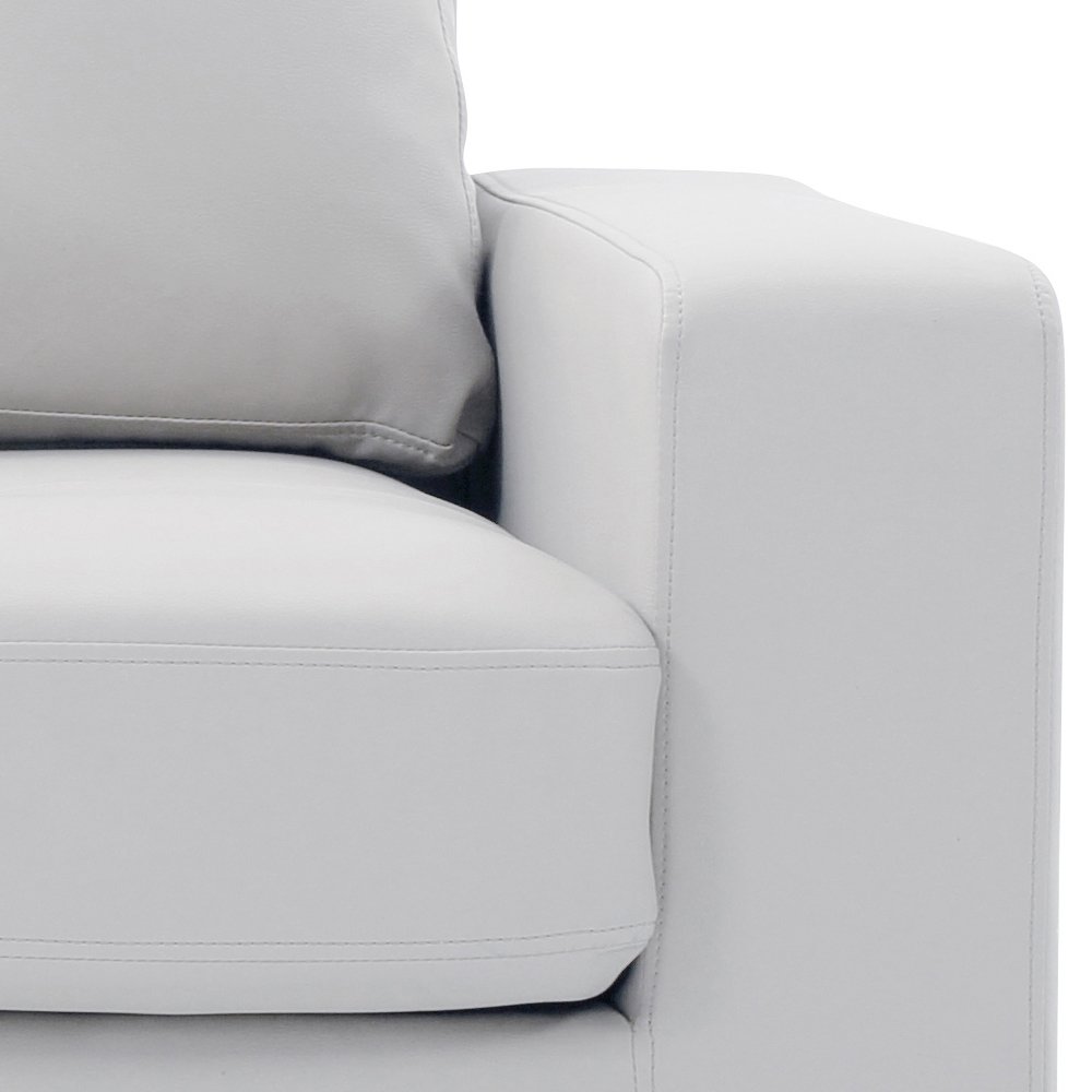 Glory Furniture Newbury Loveseat in White Color. Picture 6