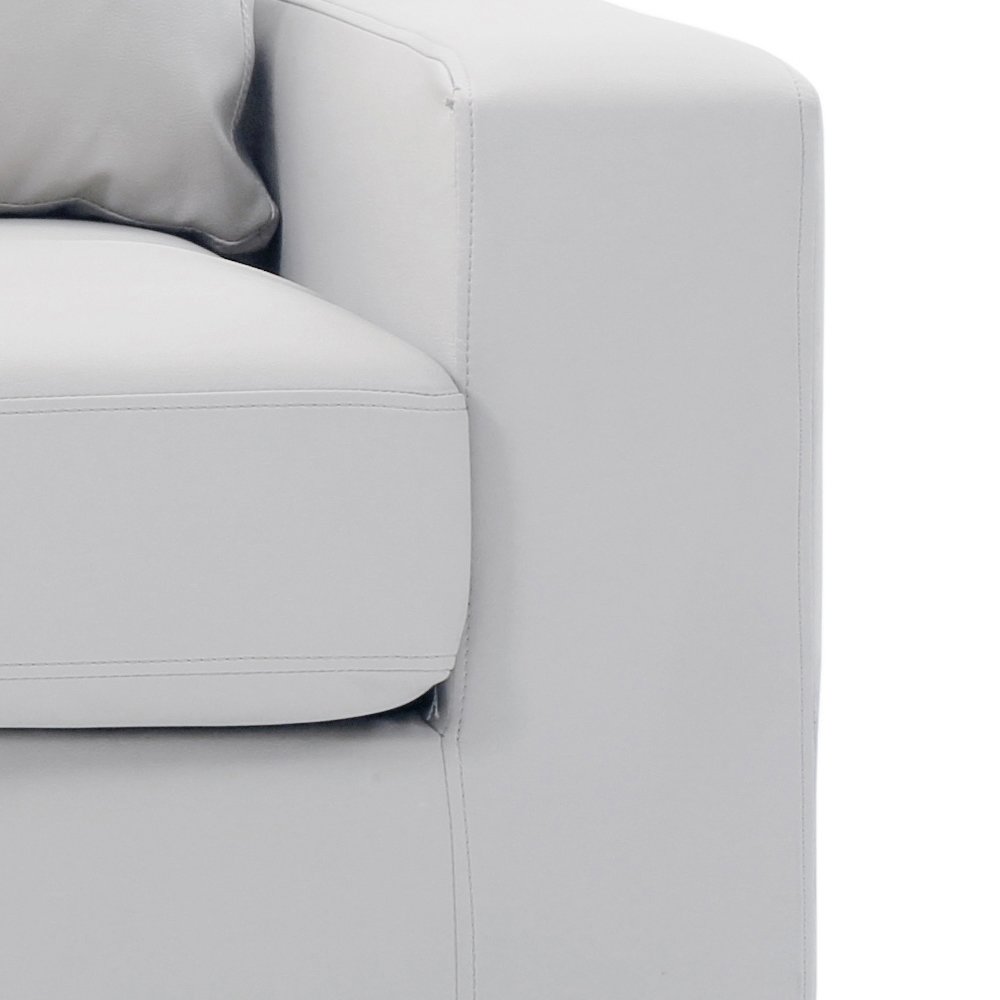 Glory Furniture Newbury Sofa in White Color. Picture 5