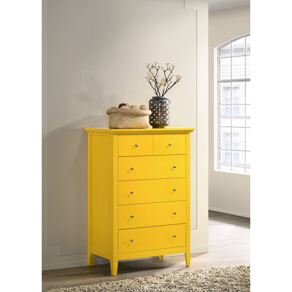 Glory Furniture Hammond Chest in Yellow Color. Picture 6