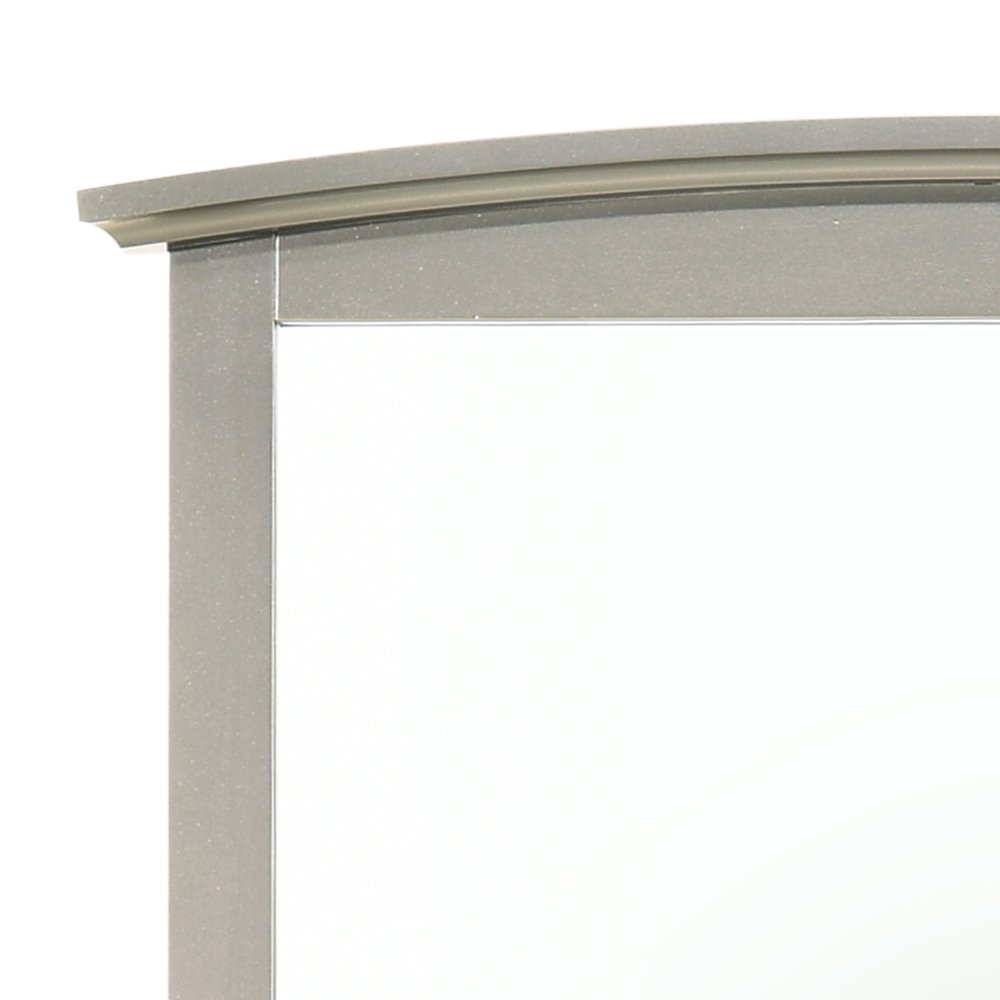 Glory Furniture Hammond Mirror in Champagne Color. Picture 5