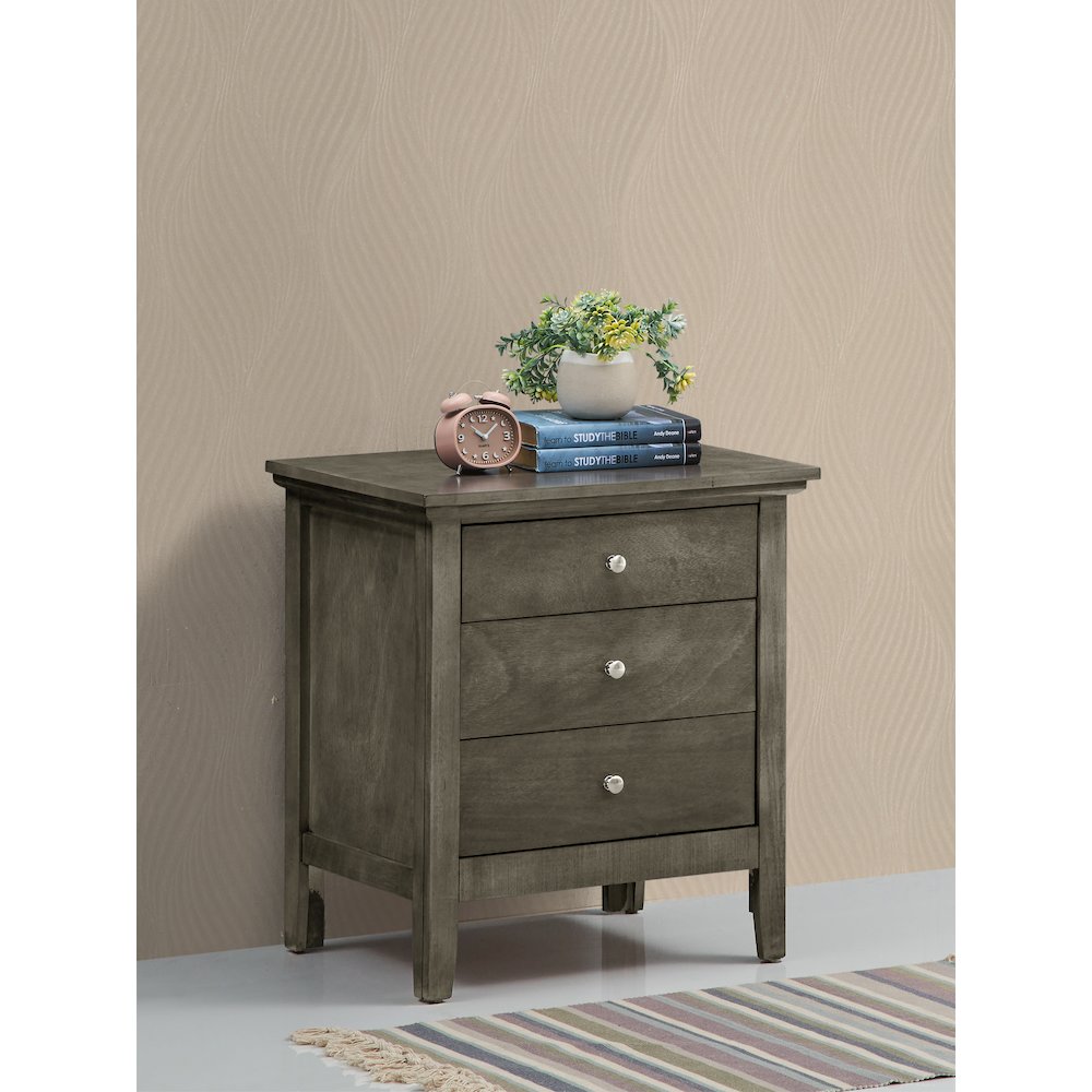 Glory Furniture Hammond   3 Drawer Nightstand, Smoked Gray. Picture 4