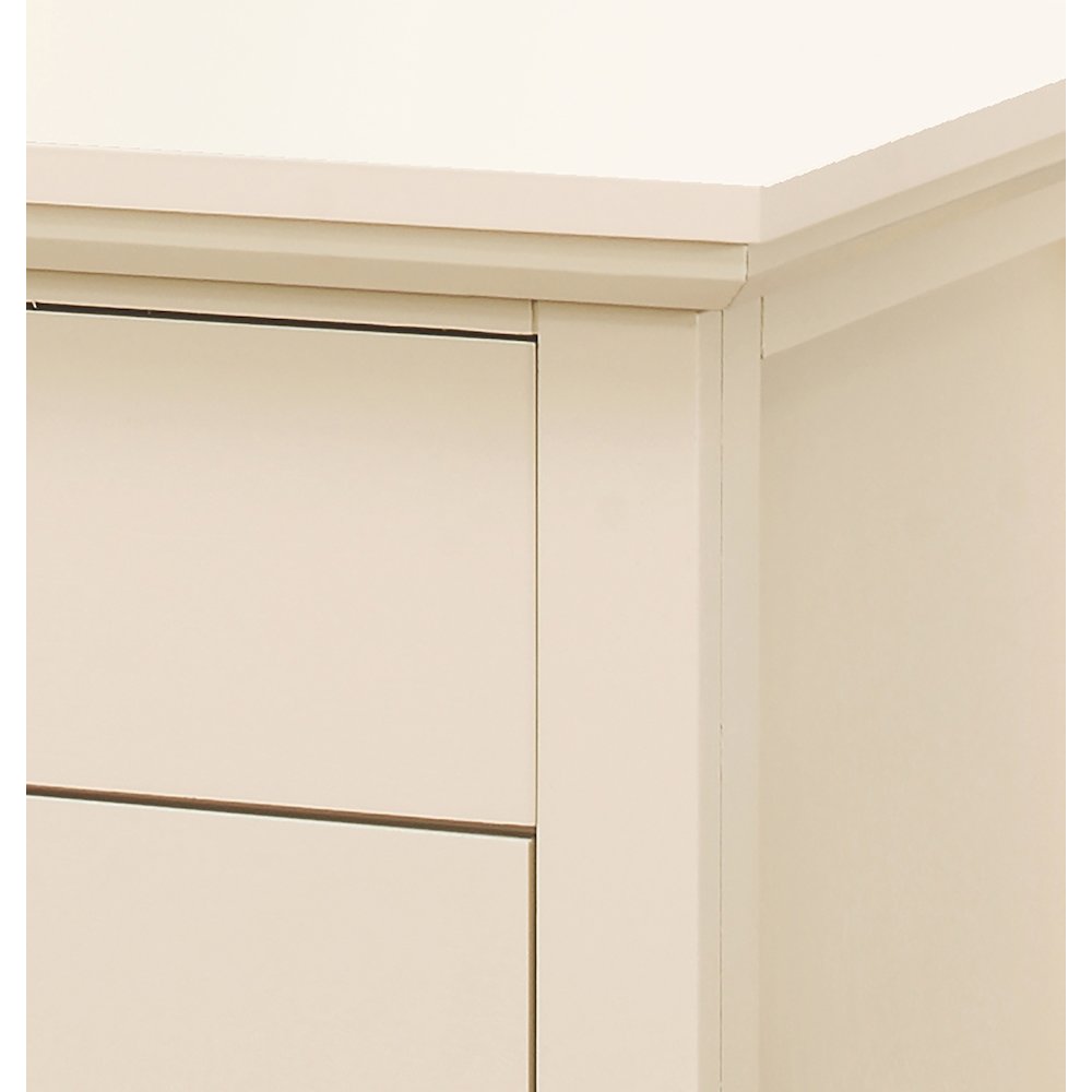 Glory Furniture Hammond Nightstand in Beige Color. Picture 3