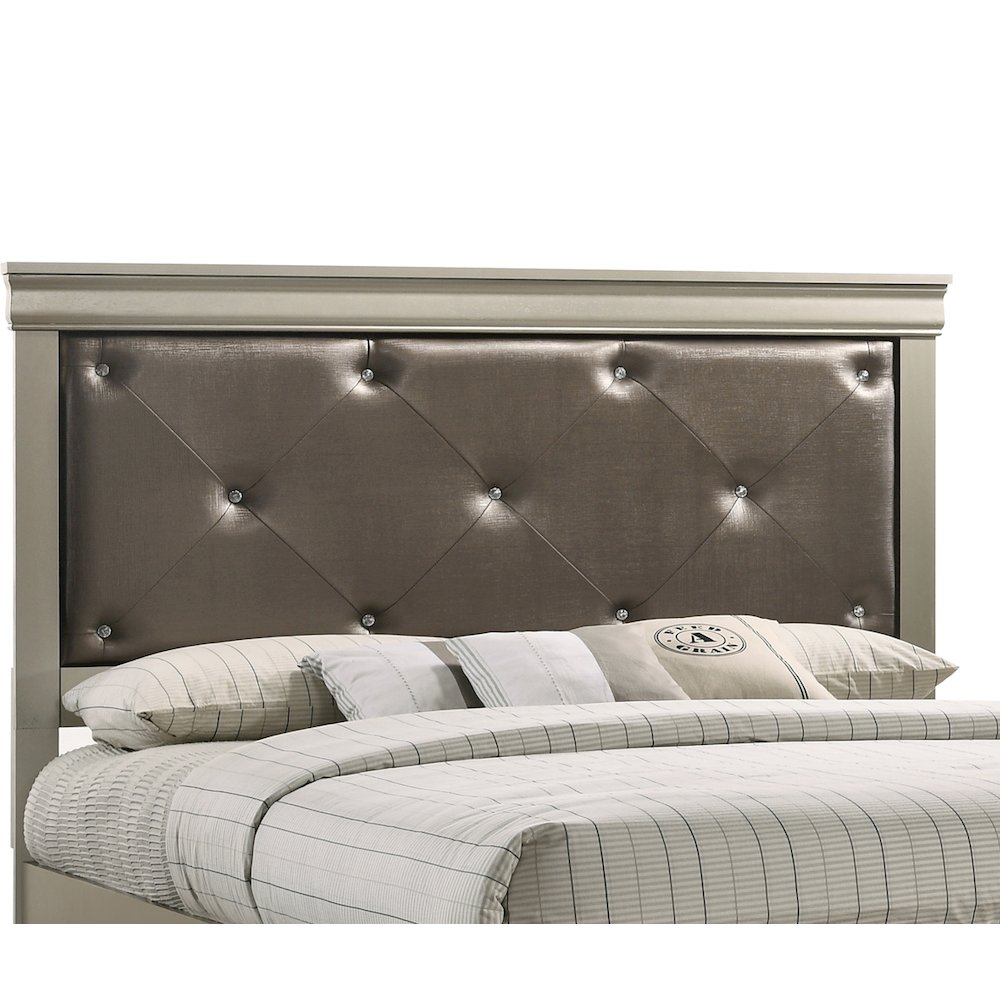 Glory Furniture Lorana Queen Bed in Champagne Color. Picture 5