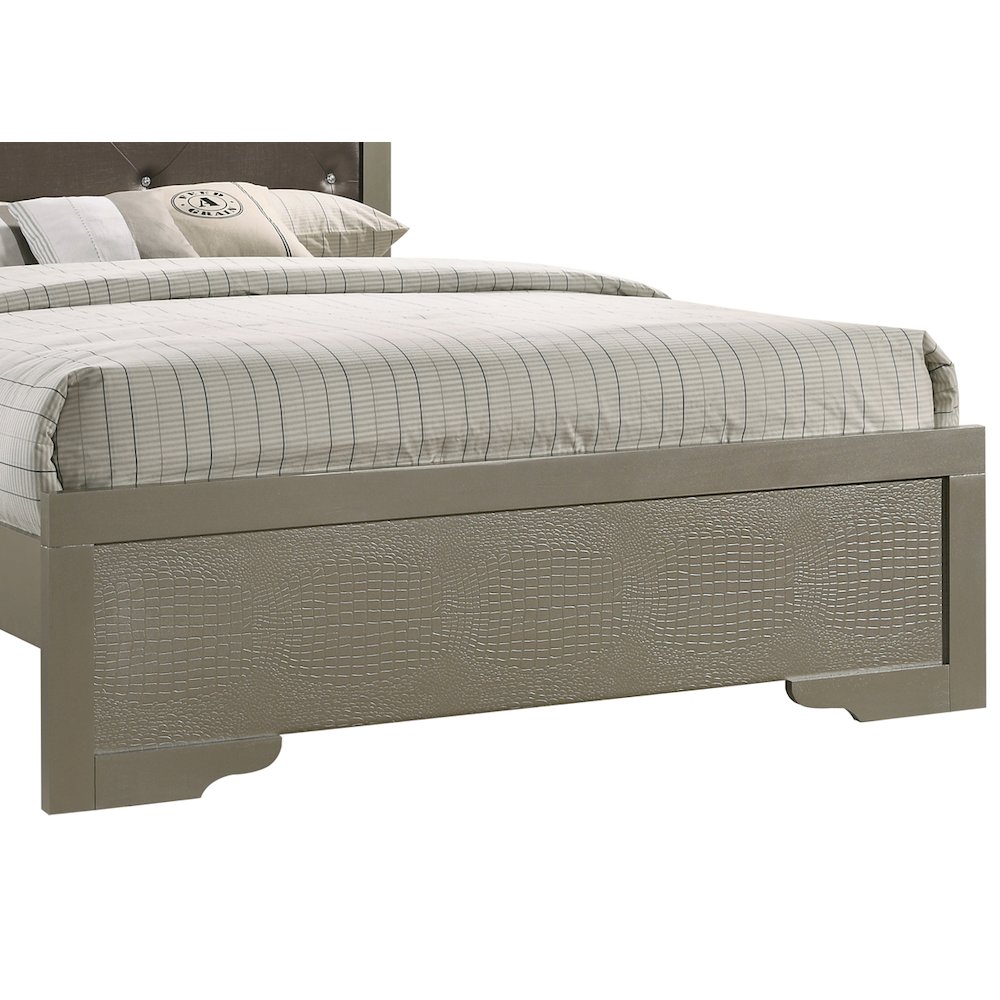 Glory Furniture Lorana Queen Bed in Champagne Color. Picture 6