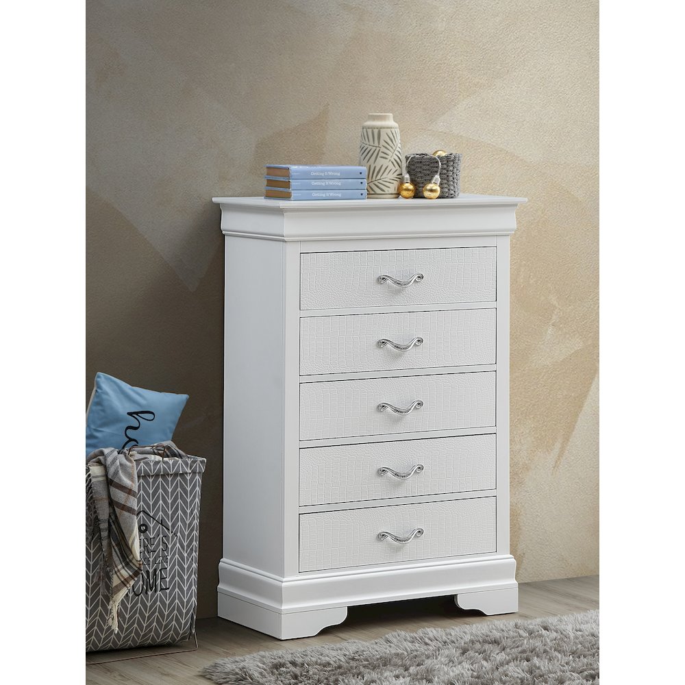Glory Furniture Lorana Chest in White Color. Picture 7