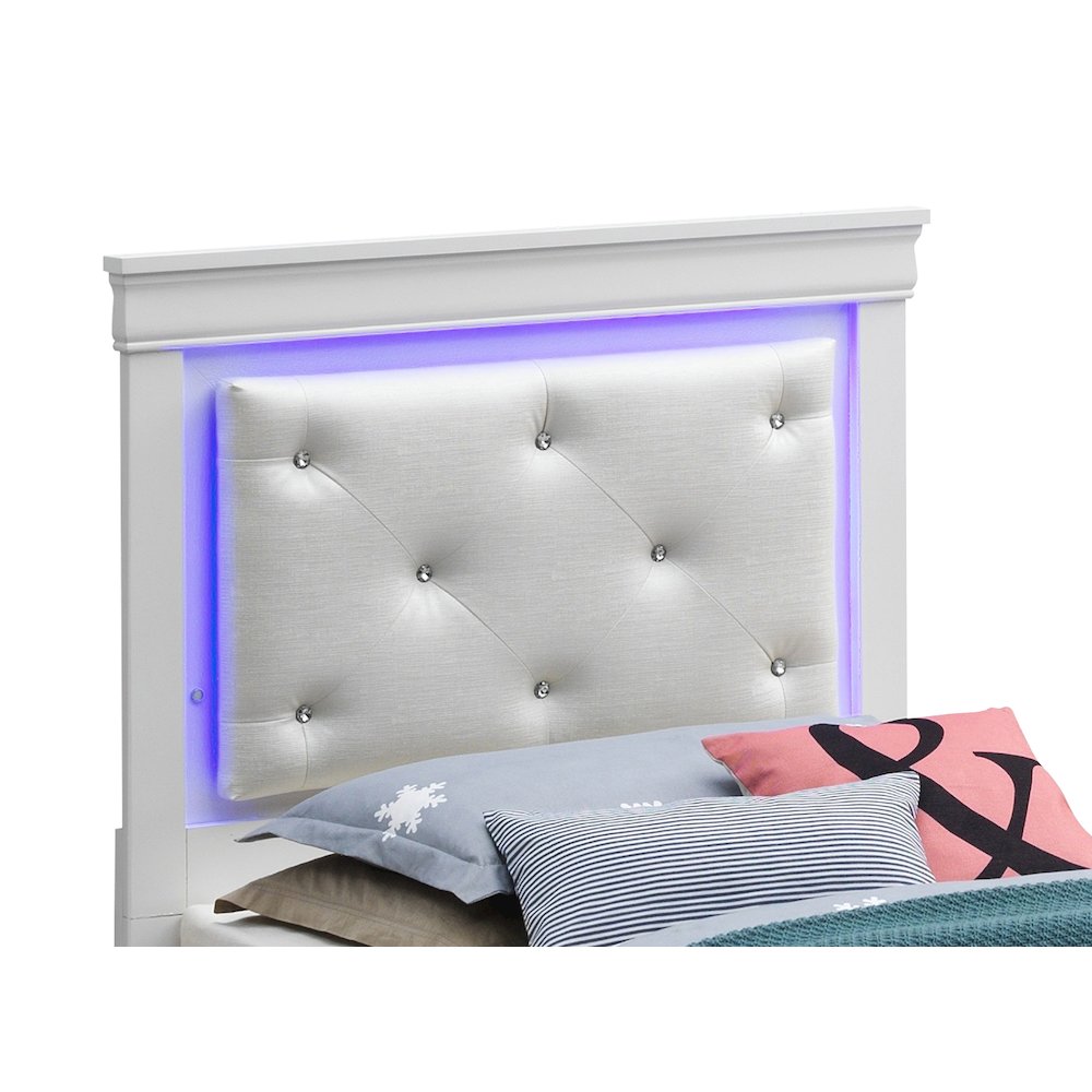 Glory Furniture Lorana Twin Bed in White Color. Picture 4