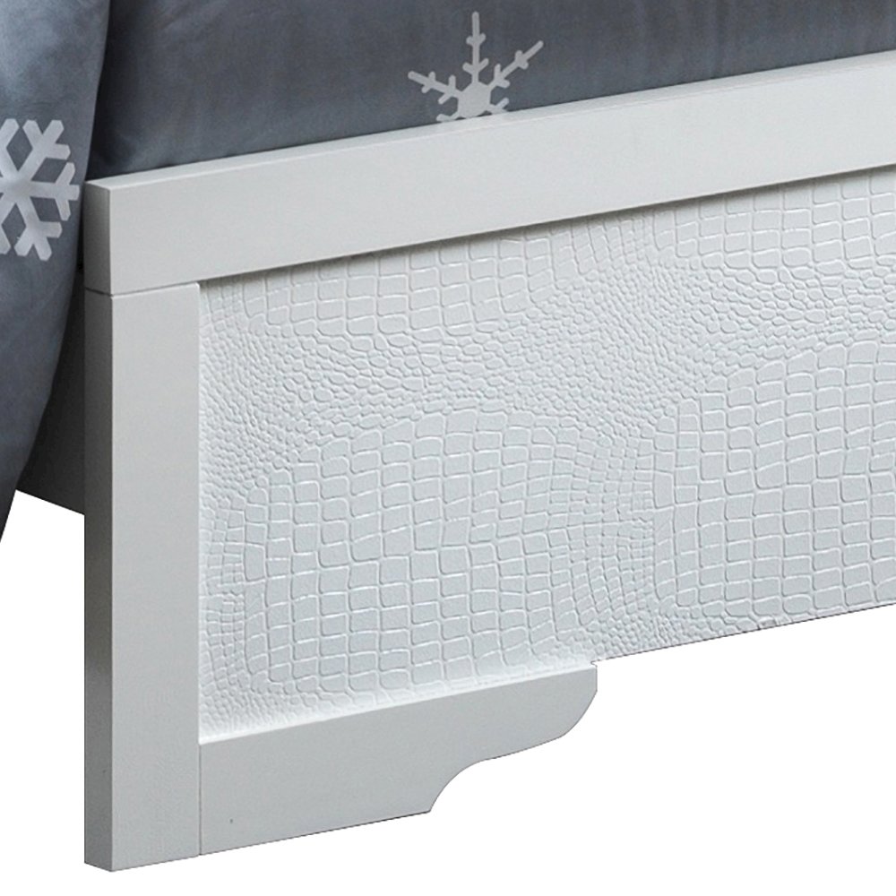 Glory Furniture Lorana Twin Bed in White Color. Picture 6