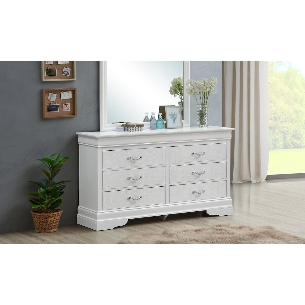 Glory Furniture Lorana Dresser in White Color. Picture 3