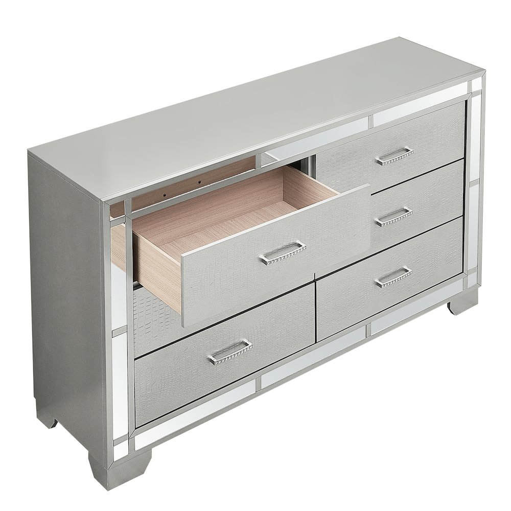 Glory Furniture Madison Dresser in Champagne Color. Picture 4