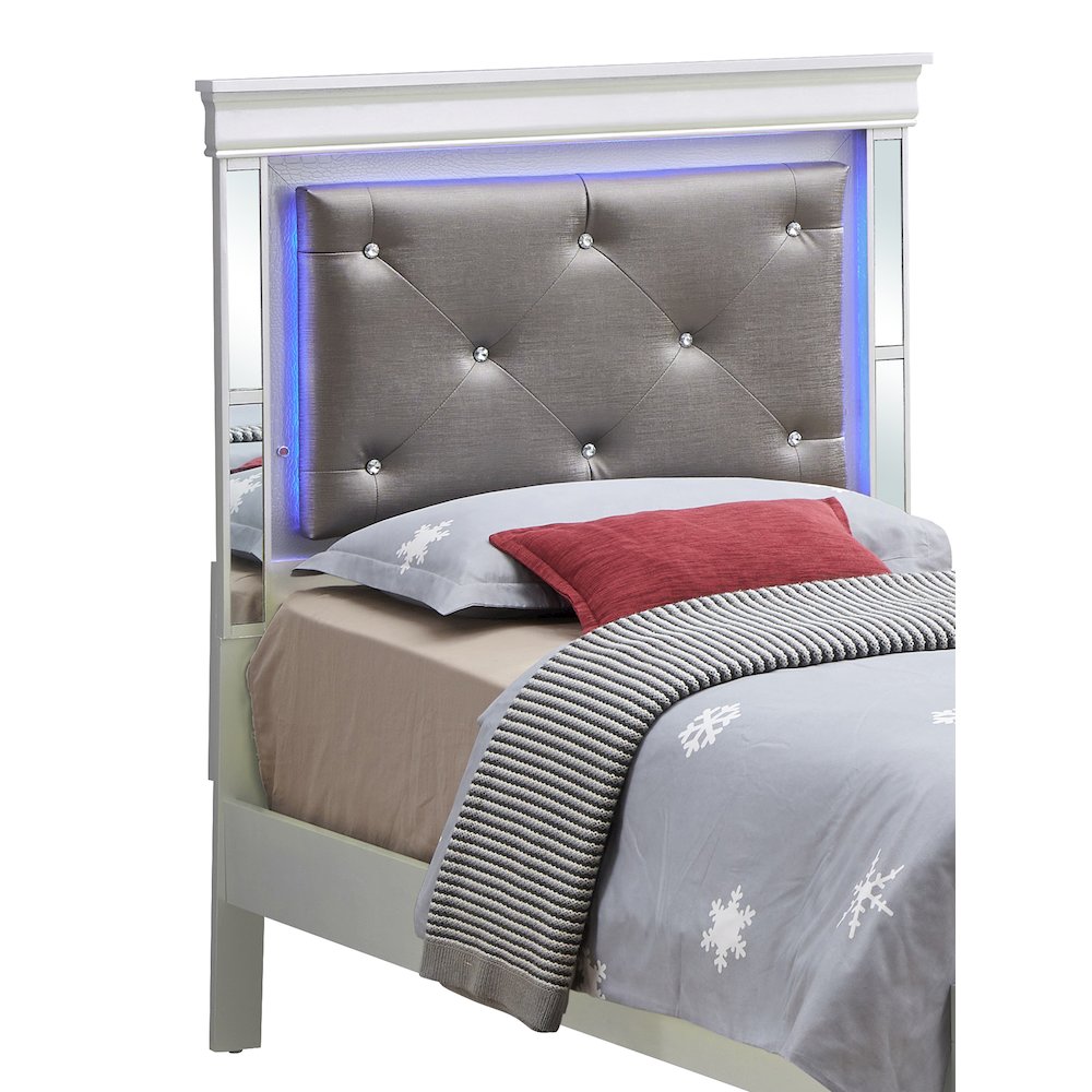 Glory Furniture Verona Twin Bed in Champagne Color. Picture 2