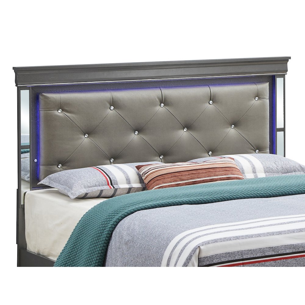 Glory Furniture Verona Queen Bed in Metalic Black Color. Picture 3