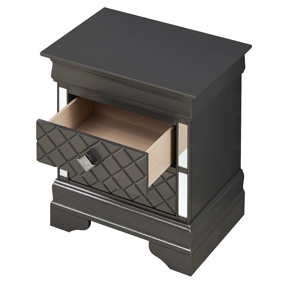 Glory Furniture Verona Nightstand in Metalic Black Color. Picture 5