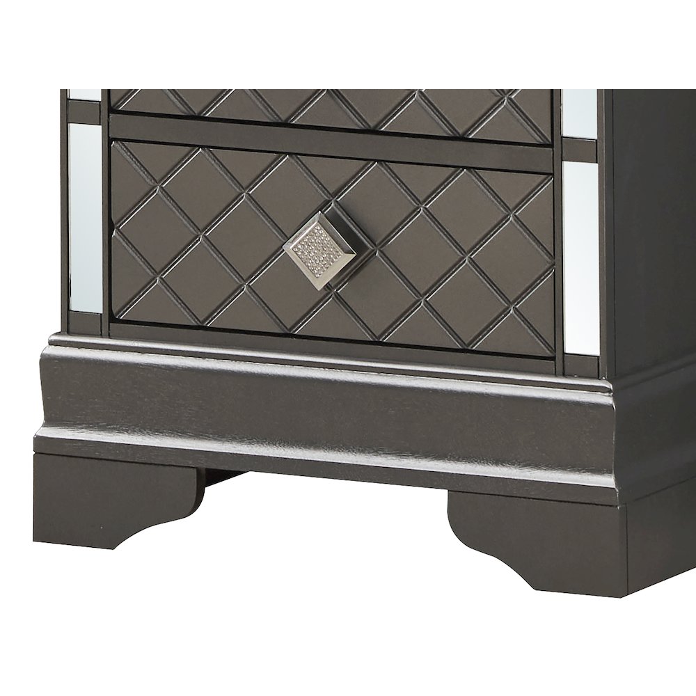 Glory Furniture Verona Nightstand in Metalic Black Color. Picture 8