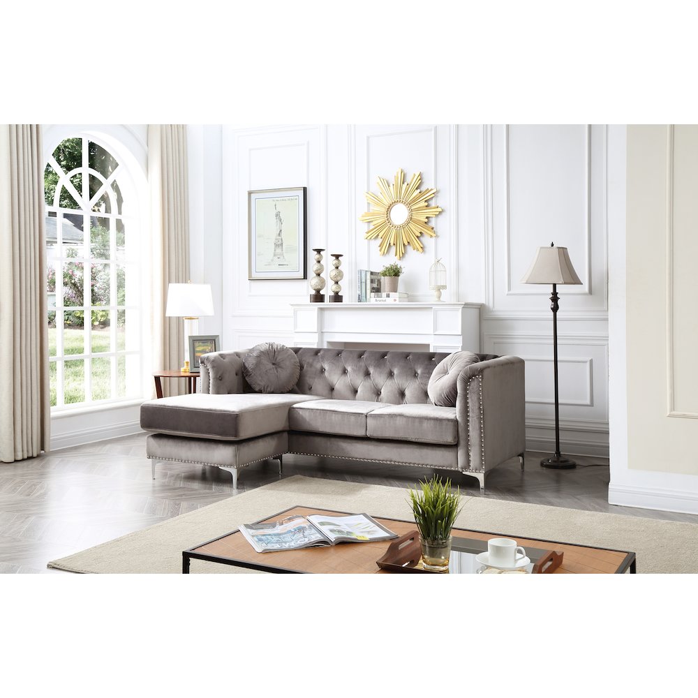 Glory Furniture Pompano Sofa Chaise in Dark Gray Color. Picture 5
