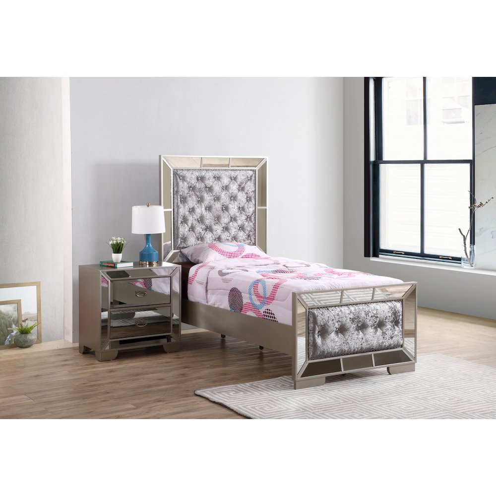 Glory Furniture Hollywood Hills Twin Bed in Champagne Color. Picture 4