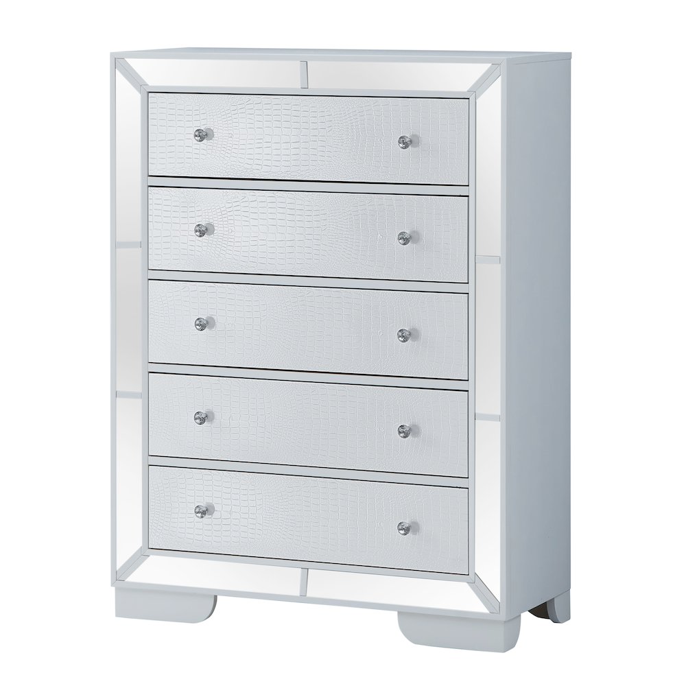 Glory Furniture Hollywood_Hills Chest in White Color. Picture 1