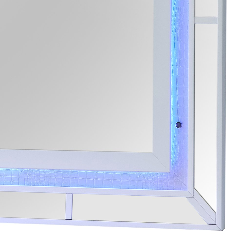 Glory Furniture Hollywood_Hills Mirror in White Color. Picture 5