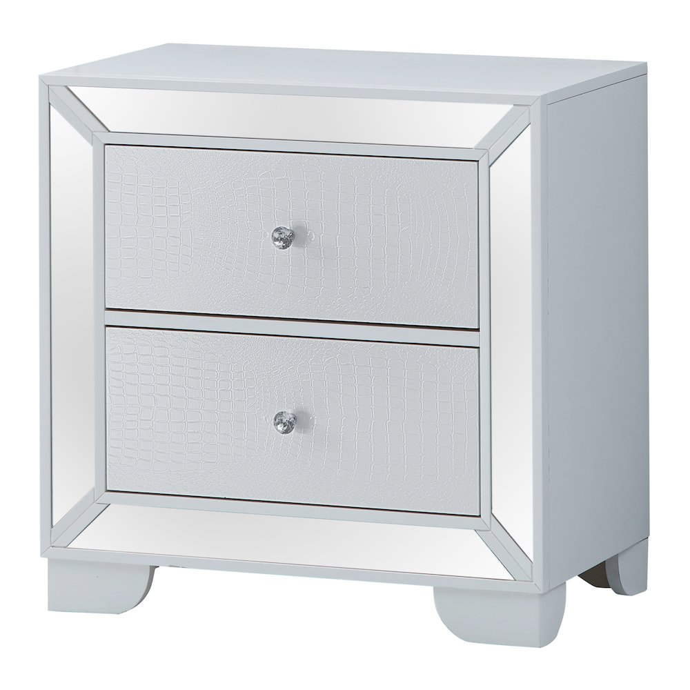Glory Furniture Hollywood_Hills Nightstand in White Color. Picture 1